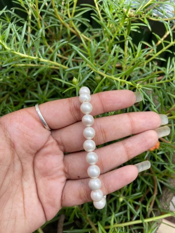 sea pearl bracelet