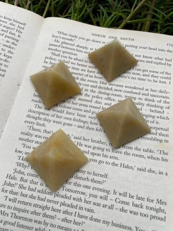Best Quality yellow aventurine pyramid - Image 8