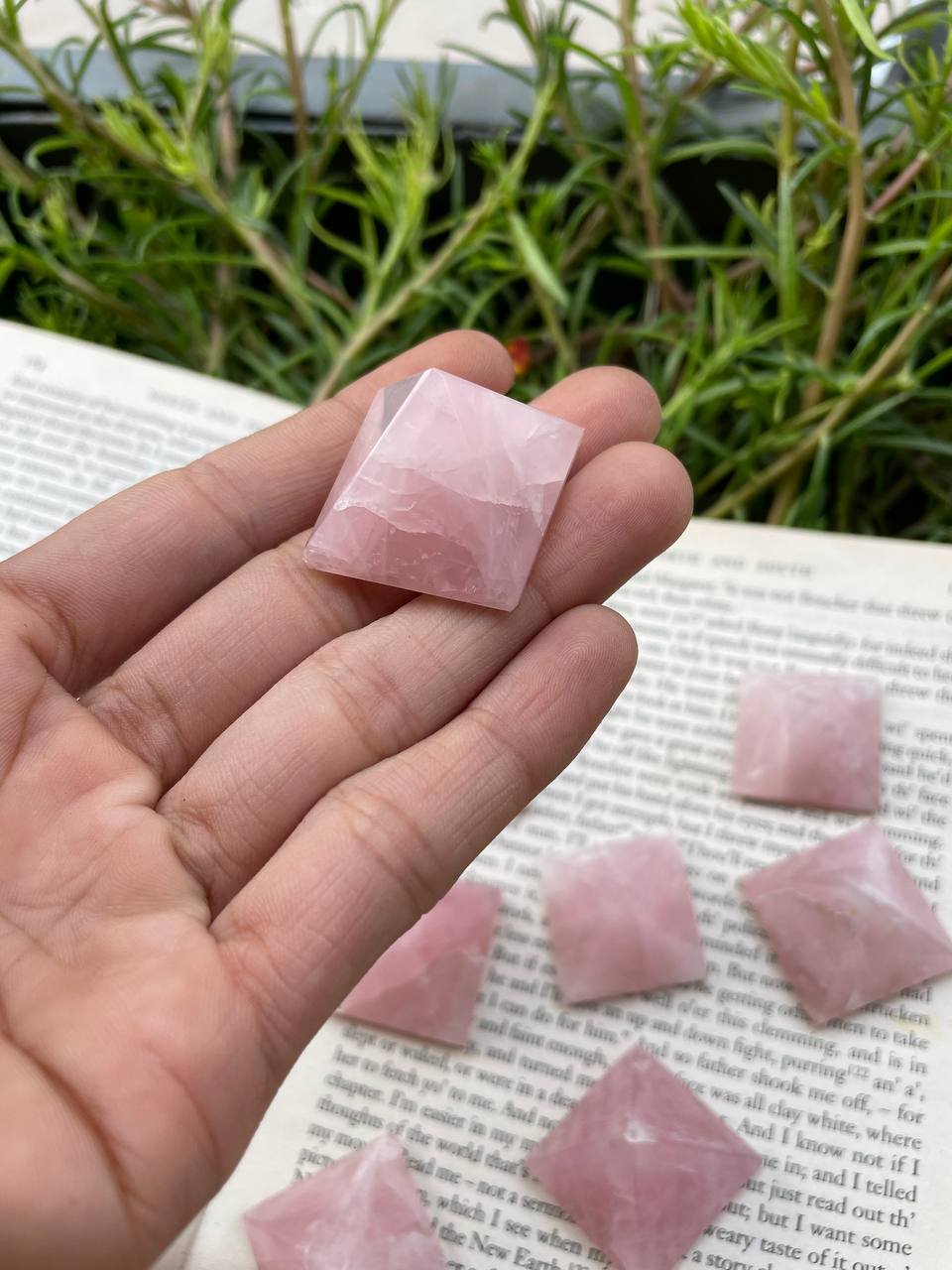 rose quartz pyramid