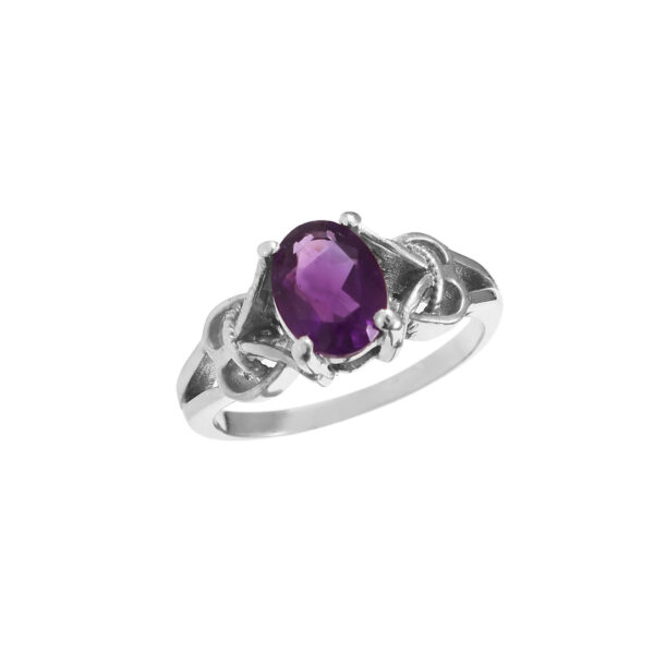 silver ring with amethyst stone